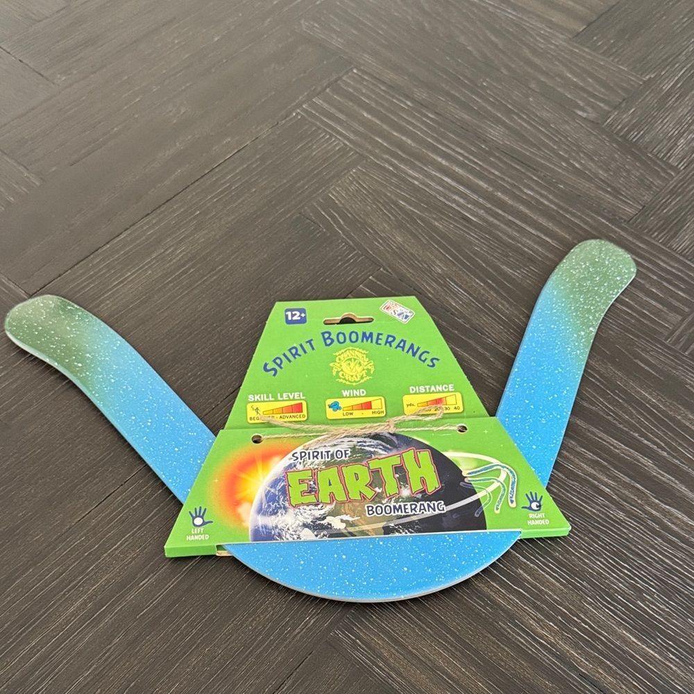 Spirit Wooden Boomerang Blue Green Outdoor Toy Kids Throwing Toy Gift